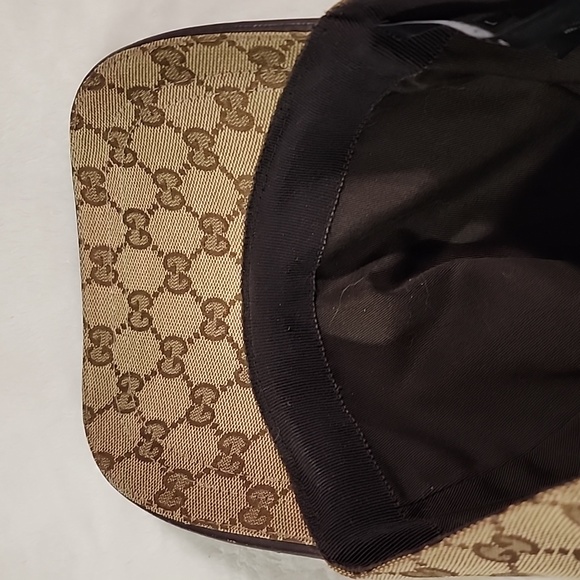 GUCCI - Picture 7 of 10